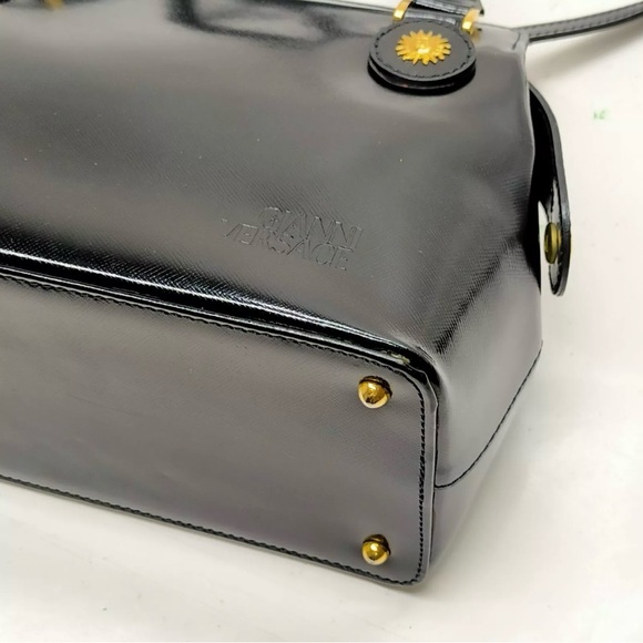 Gianni Versace Medusa Hand Bag Enamel - Picture 5 of 9